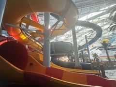 -青岛东方影都融创水世界