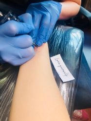 -明星刺青·洗纹身