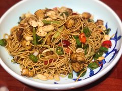 -窄巷子陕菜馆·地道陕西菜(粉巷店)