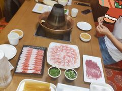 -鸿运楼老北京铜锅涮肉  烤串(木樨园店)