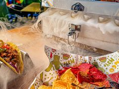 -Famous肥猫墨西哥音乐餐吧(五棵松华熙LIVE店)