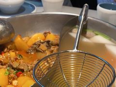 -左庭右院鲜牛肉火锅(金山万达店)