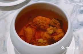 Guangdong Slow-Cooked Chicken Soup