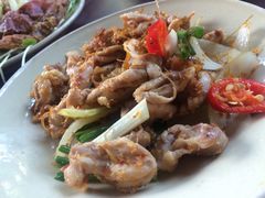 -Cuc Gach Quan Restaurant