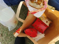 -麦当劳(百联西郊购物中心店)