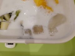 -满记甜品(巴黎春天宝山店)