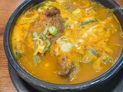 猪骨汤饭-旺清进洞米肠汤