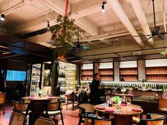 -肆海小川菜酒馆Wine Bistro (青年路店)
