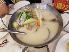 铁棍山药鱼头猪肚汤-清心鸡沙田乳鸽店·非遗传承(粤垦路店)