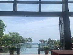 -亚龙湾喜来登·美景台大堂吧