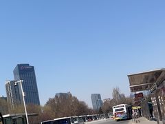 -奥体中心(地铁站)