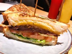 烤牛肉芝士三明治-The Diner X餐厅(青岛万象城店)