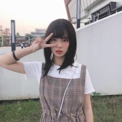 -时尚殿堂明星门店