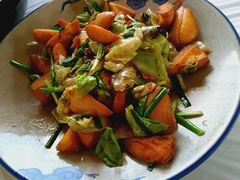 包心菜炒窝头-百花人家(清水镇店)