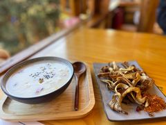-勺子米线·云南传统小吃市集(四方街店)