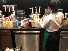 -星巴克(杭州西湖银泰1F店)