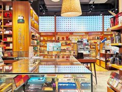 -百新书局(尚悦湾店)