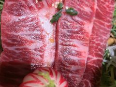 -山川小町·极番烧肉(新地假日广场店)