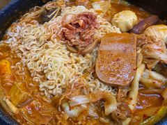 泡菜牛肉拉面-韩见·韩式拌饭·炸鸡(石厦店)