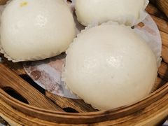 蛋黄流沙包-小龍鳳餐室(番禺路店)