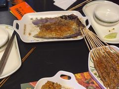 -威记烧嘢·南宁烧烤·超级生牛(绿地店)