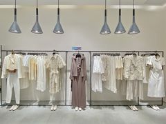 -URBAN REVIVO(七宝领展广场店)