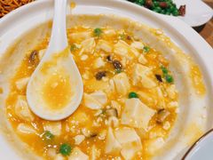 蚝黄嫩豆腐-渝信川菜 · 川味家常菜(财富购物中心店)