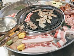 -哈哈碳都·牛肋条无限自助烤肉(宝龙店)