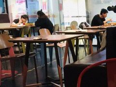 大堂-多嘴超级肉蟹煲(欧亚卖场店)