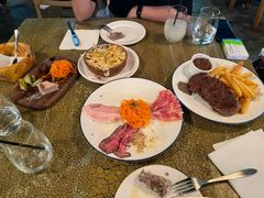 -羽深肉铺 Steak & Wine