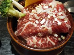 -山川小町·极番烧肉(新地假日广场店)