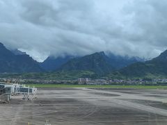 -张家界荷花国际机场