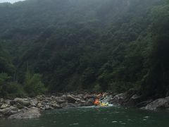 -安吉龙王山峡谷漂流