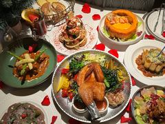 -Mogul Eatery·大亨餐酒馆