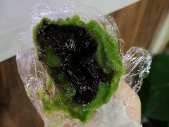 芝麻青团-许阿姨糕团店(南京总店)