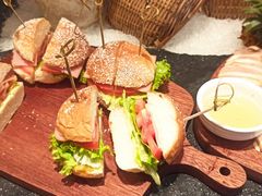 -岷山饭店-芝芝自助餐厅