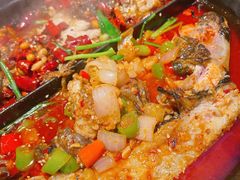 -鸣记脆皮烤鱼·海鲜烤鱼(三八广场店)