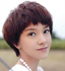-时尚殿堂明星门店