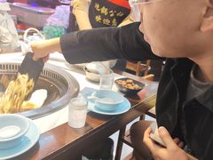 -地锅公社·现炒地锅鸡·地锅鱼·夜宵(罗锦路店)