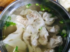 -依云煎包店