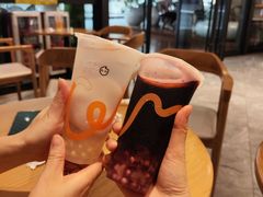 椰子双响炮-CoCo都可(东城国贸店)