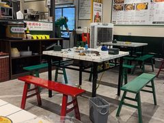 -晓彭肥肠鸡·泡椒鸡火锅(水木天地店)