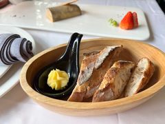 面包-火车头法国西餐厅