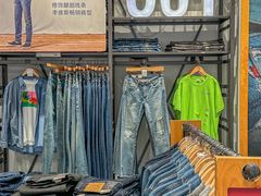 -王府井奥莱临潼小镇(临潼店)