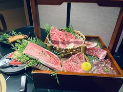 -山川小町·极番烧肉(新地假日广场店)