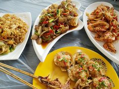 -覃记海鲜美食餐厅