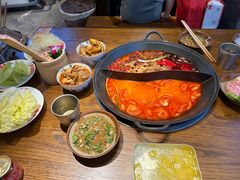 -萍姐火锅·公路夜市(武汉首店)