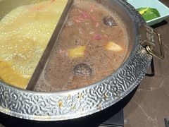 -一绪に和牛寿喜烧(罗湖益田假日店)