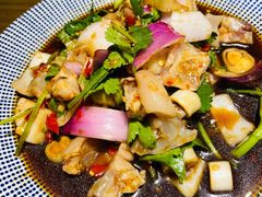 酸爽猪蹄-二孃鸡爪爪(东风路总店)