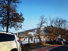 -庙香山滑雪场